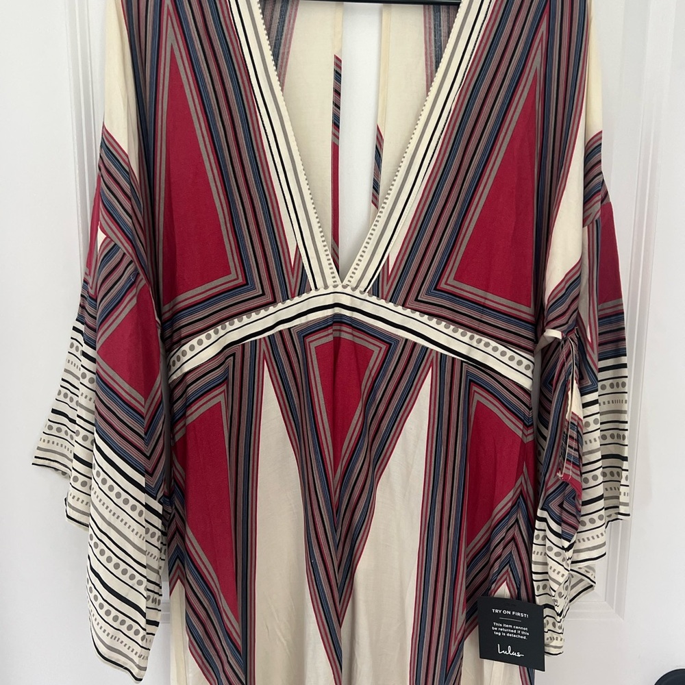 NWT Lulu’s Cream Print Maxi Dress